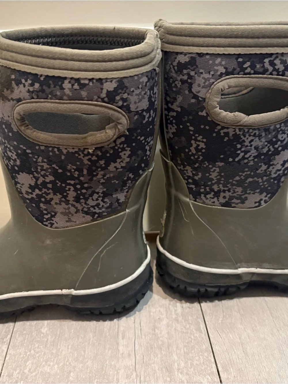 Bogs Gray Camo Waterproof Winter Boots